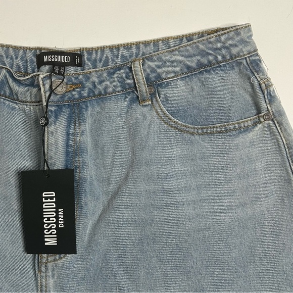 NWT Missguided High Rise Distressed Light Wash Denim Shorts - Picture 10 of 16